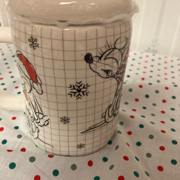 NIW Disney, Christmas, Minnie, and Mickey mouse topper mug - Picture 4 of 8
